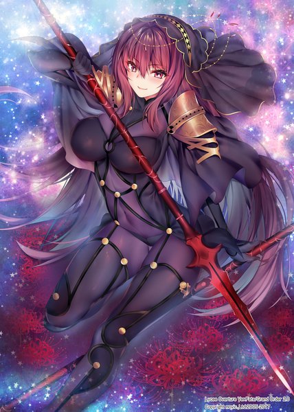 イラスト 1000x1403 と Fateシリーズ fate/grand order scathach (fate) (all) スカサハ(fate) obiwan ソロ 長髪 長身像 カメラ目線 赤面 前髪 おっぱい light erotic 笑顔 hair between eyes 赤い目 大きな乳房 立つ holding purple hair