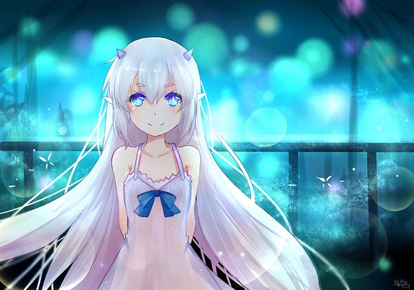 Anime picture 900x630 with elsword luciela r. sourcream (elsword) bai qi-qsr single long hair looking at viewer blush fringe blue eyes smile hair between eyes bare shoulders signed silver hair upper body horn (horns) pointy ears sleeveless lens flare symbol-shaped pupils