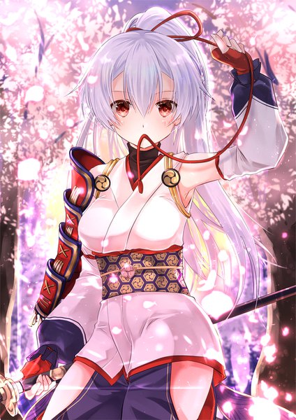 Anime picture 1000x1414 with fate (series) fate/grand order tomoe gozen (fate) iroha (shiki) single long hair tall image looking at viewer blush fringe hair between eyes red eyes holding outdoors white hair ponytail traditional clothes japanese clothes arm up blurry