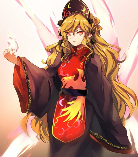 Anime picture 879x1000 with touhou junko (touhou) eredhen single long hair tall image blonde hair red eyes looking away traditional clothes outstretched arm magic wavy hair girl headdress tabard