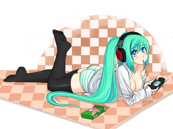 Anime picture 1200x900 with vocaloid hatsune miku kekekeke (artist) single long hair blush breasts blue eyes light erotic twintails ass aqua hair no shoes legs checkered floor girl thighhighs black thighhighs sweets headphones