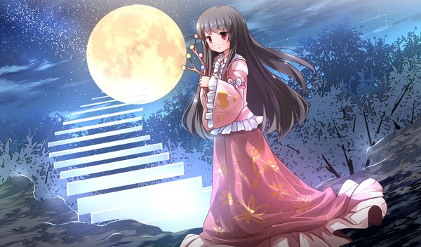 Anime picture 2136x1254 with touhou houraisan kaguya risutaru single long hair looking at viewer blush fringe highres black hair red eyes wide image standing holding cloud (clouds) full body outdoors parted lips wind night