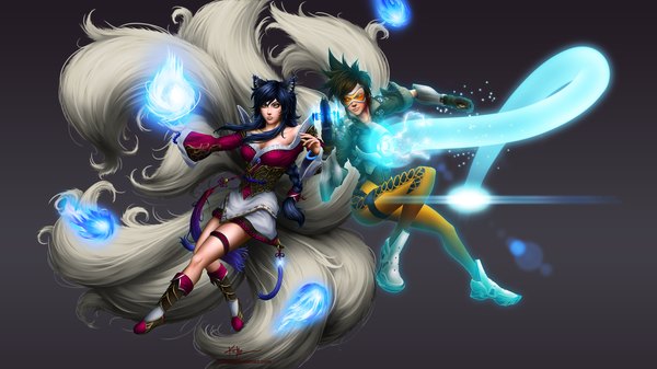 イラスト 2560x1440 と league of legends オーバーウォッチ blizzard entertainment ahri (league of legends) tracer (overwatch) kkr222 (artist) 長髪 カメラ目線 highres 短い髪 おっぱい 黒髪 wide image multiple girls 獣耳 黄色眼 青い髪 cleavage 尻尾 animal tail