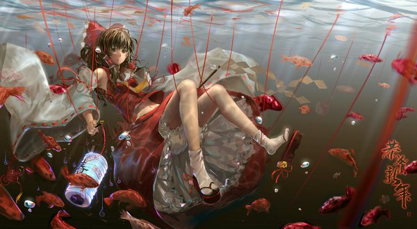 Anime picture 2000x1102 with touhou hakurei reimu luomo long hair looking at viewer fringe highres brown hair wide image brown eyes full body traditional clothes japanese clothes wide sleeves bare legs midriff underwater miko girl skirt