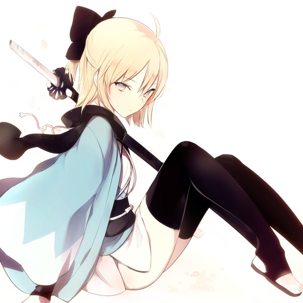 Anime picture 1000x1000 with fate (series) fate/grand order okita souji (fate) (all) okita souji (koha-ace) lpip single looking at viewer short hair simple background blonde hair white background sitting ahoge bent knee (knees) traditional clothes japanese clothes wide sleeves grey eyes half updo shinsengumi