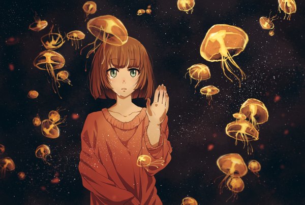 Anime-Bild 1500x1014 mit original twinmix single looking at viewer blush fringe short hair simple background brown hair green eyes upper body blunt bangs long sleeves parted lips tears black background girl sweater jellyfish