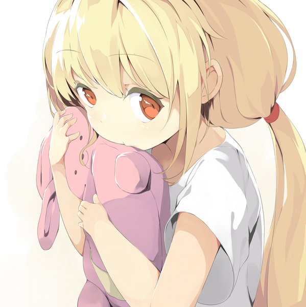 Anime picture 1562x1566 with idolmaster idolmaster cinderella girls futaba anzu mafu9 single long hair tall image looking at viewer fringe simple background blonde hair red eyes white background twintails payot from above low twintails girl animal toy