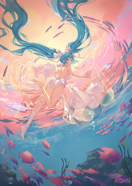 Anime picture 900x1273 with vocaloid hatsune miku atdan single tall image looking at viewer fringe light erotic hair between eyes twintails bare shoulders signed bent knee (knees) very long hair looking back barefoot aqua eyes from behind sunlight aqua hair