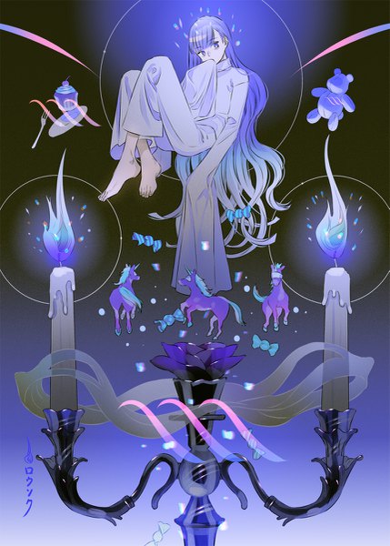 Anime picture 859x1200 with original toinana single tall image looking at viewer fringe simple background purple eyes purple hair full body bent knee (knees) blunt bangs long sleeves very long hair barefoot wide sleeves sparkle gradient background hieroglyph black background
