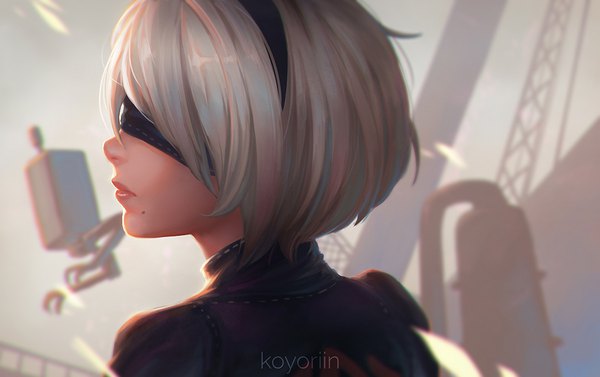 Anime picture 1024x645 with nier nier:automata yorha no. 2 type b pod (nier:automata) koyoriin single fringe short hair blonde hair profile lips mole mole under mouth blindfold girl hairband chain