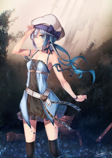 Anime-Bild 1202x1700 mit original lee-chan (saraki) saraki single long hair tall image fringe blue eyes hair between eyes standing twintails bare shoulders signed blue hair outdoors light smile wind hand on head girl thighhighs