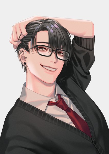 Anime-Bild 650x918 mit original kurayoshi samu (sum) single tall image looking at viewer fringe short hair black hair simple background smile hair between eyes signed upper body grey background grey eyes grin piercing ear piercing hand on head holding hair