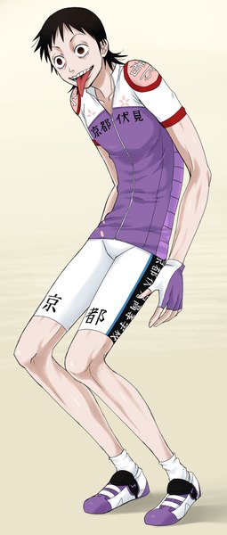 Anime picture 980x2300 with yowamushi pedal midousuji akira ichiban shibori single tall image short hair open mouth black hair simple background red eyes standing looking away full body bent knee (knees) long tongue boy gloves uniform fingerless gloves gym uniform