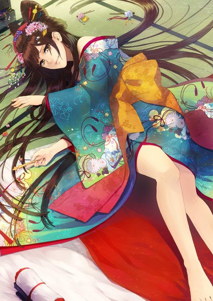 Anime picture 1416x2000 with original otsuki (artist) single tall image fringe smile brown hair bare shoulders brown eyes lying very long hair japanese clothes legs girl hair ornament belt kimono hairpin (hairpins) scroll