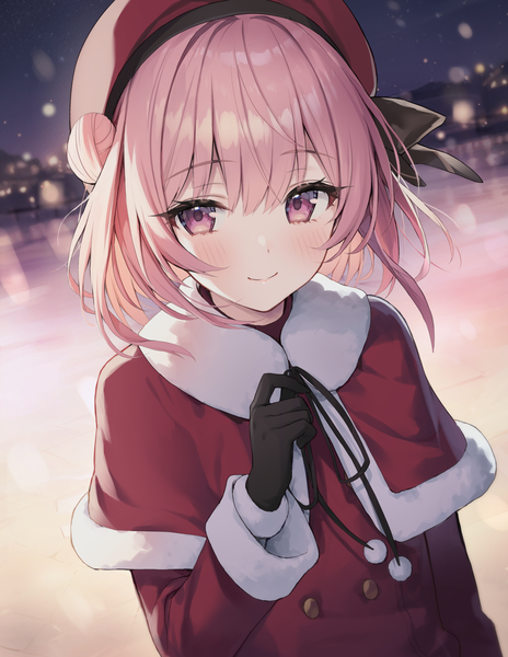 Anime picture 1500x1940 with blue archive serina (blue archive) serina (christmas) (blue archive) kuro futoshi single tall image looking at viewer blush fringe short hair smile hair between eyes pink hair upper body pink eyes official alternate costume girl gloves black gloves beret