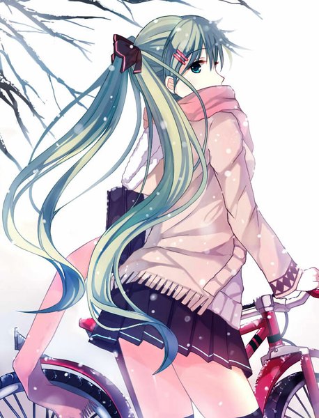 Anime picture 679x889 with vocaloid hatsune miku bai kongque (shirokujaku) single long hair tall image looking at viewer blue eyes twintails aqua hair turning head snowing winter bare tree girl skirt plant (plants) miniskirt tree (trees) scarf