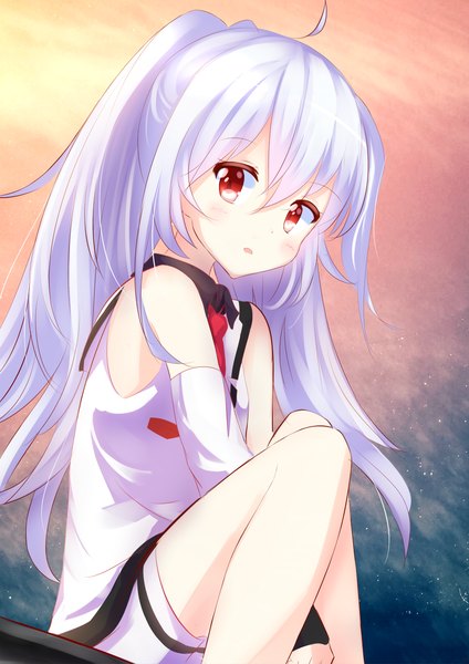 Anime picture 1000x1414 with plastic memories isla (plastic memories) misoshiru single long hair tall image blush fringe hair between eyes red eyes sitting twintails bare shoulders payot looking away sky silver hair ahoge bent knee (knees) parted lips