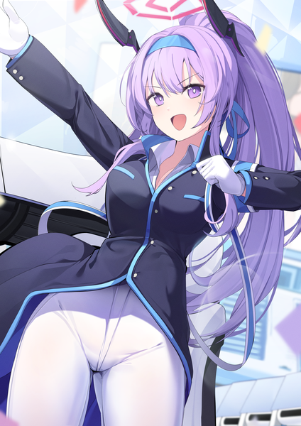 Anime-Bild 1240x1754 mit blue archive utaha (blue archive) utaha (cheer squad) (blue archive) ddangbi single long hair tall image looking at viewer fringe open mouth hair between eyes standing purple eyes purple hair ponytail :d outstretched arm official alternate costume girl gloves