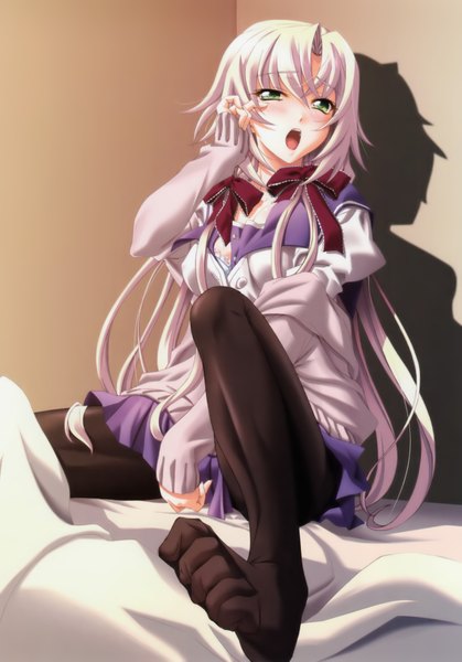 Anime picture 2888x4130 with memories off memories off 6 kagamigawa chloe koshimizu takayuki single long hair tall image highres light erotic green eyes white hair shadow no shoes legs girl uniform pantyhose serafuku