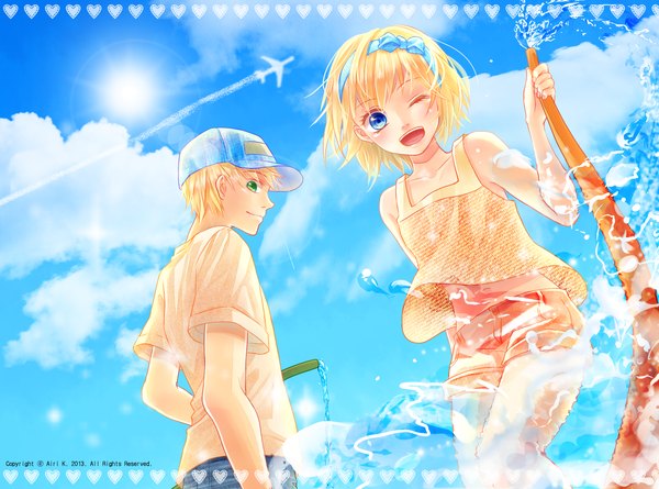 Anime picture 1480x1100 with original yuari kim looking at viewer blush fringe short hair open mouth blue eyes blonde hair smile standing bare shoulders holding green eyes signed sky cloud (clouds) bent knee (knees) outdoors profile