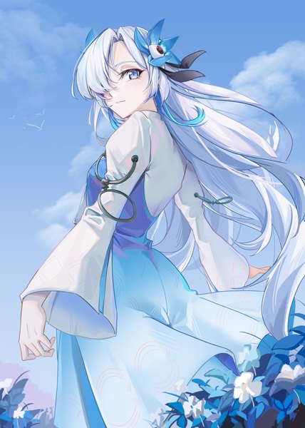 Anime picture 2256x3164 with virtual youtuber kamitsubaki studio isekai joucho usami yuko single tall image looking at viewer fringe highres blue eyes standing blue hair sky cloud (clouds) outdoors white hair very long hair multicolored hair hair over one eye wide sleeves