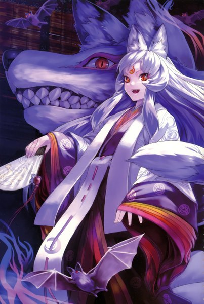 イラスト 2031x3022 と ヲン 長髪 長身像 highres 開いた口 赤い目 獣耳 white hair traditional clothes 和服 teeth orange eyes facial mark wolf ears 女の子 着物 扇 コウモリ wolf soutennenshoku - youkai bishoujo emaki