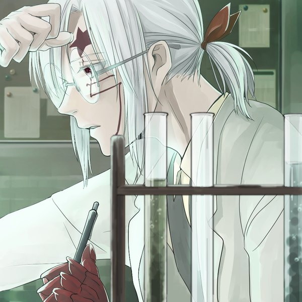 Anime picture 1000x1000 with d.gray-man allen walker hakari kei single short hair red eyes holding payot upper body white hair ponytail profile fingernails grey hair facial mark hand on face albino laboratory boy glasses