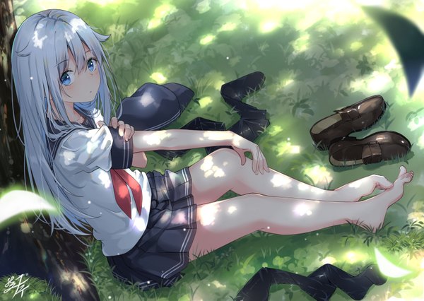 Anime picture 1529x1087 with kantai collection hibiki destroyer miko fly single long hair looking at viewer blush fringe blue eyes hair between eyes sitting signed payot silver hair full body bent knee (knees) outdoors pleated skirt barefoot blurry