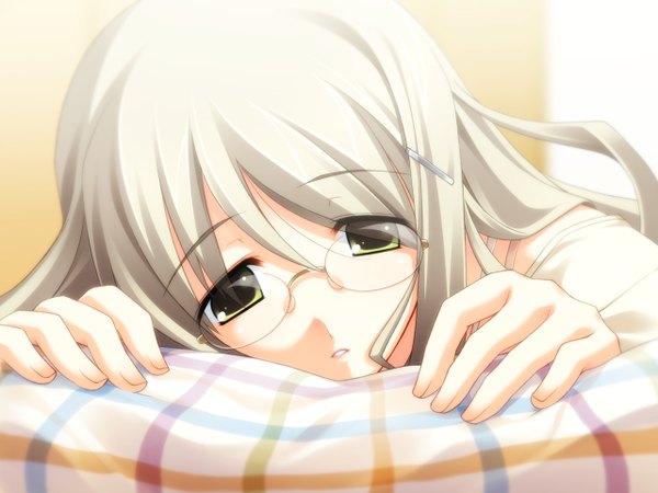 Anime picture 1280x960 with chaos;head kusonoki yua long hair blonde hair glasses bed