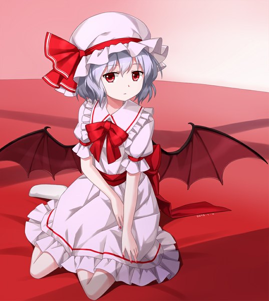 Anime picture 900x1005 with touhou remilia scarlet tucana single tall image looking at viewer short hair simple background red eyes sitting grey hair red background bat wings girl dress wings socks white socks bonnet