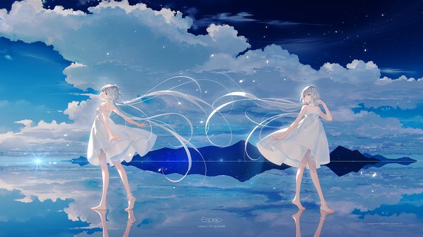 Anime-Bild 2048x1152 mit vocaloid vocaloid china luo tianyi tidsean fringe highres open mouth wide image standing multiple girls green eyes signed looking away sky silver hair cloud (clouds) full body outdoors very long hair :d