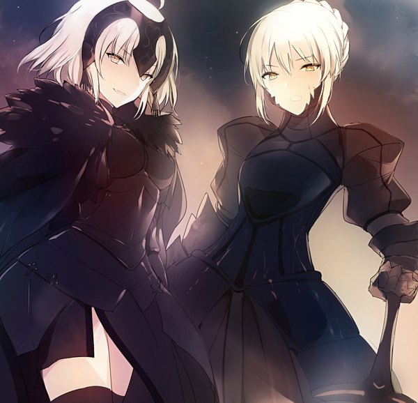 Anime picture 1000x964 with fate (series) fate/grand order fate/stay night artoria pendragon (all) jeanne d'arc (fate) (all) jeanne d'arc alter (fate) saber alter lpip looking at viewer fringe short hair open mouth blonde hair smile hair between eyes standing multiple girls yellow eyes payot cloud (clouds)
