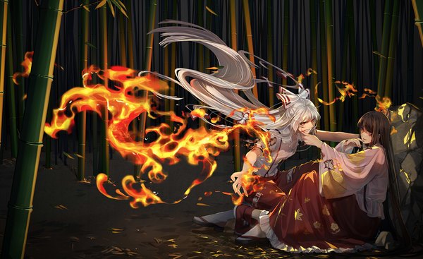 Anime picture 4095x2502 with touhou fujiwara no mokou houraisan kaguya houraisan chouko highres black hair wide image sitting multiple girls absurdres silver hair outdoors very long hair torn clothes eye contact blood on face bamboo forest girl skirt bow