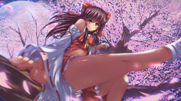 Anime picture 2667x1500 with touhou hakurei reimu waruwarutsu single long hair looking at viewer blush highres black hair smile red eyes wide image sitting legs cherry blossoms :p girl skirt bow plant (plants)