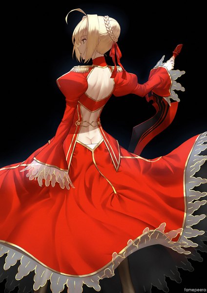 Anime picture 919x1300 with fate (series) fate/extra nero claudius (fate) (all) nero claudius (fate) fame peera single tall image fringe short hair light erotic simple background blonde hair hair between eyes standing holding green eyes signed looking away ahoge ass