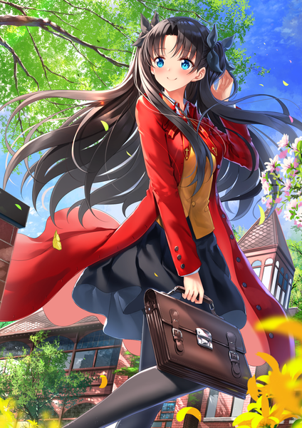 Anime-Bild 1102x1560 mit fate (series) fate/stay night toosaka rin swordsouls single long hair tall image blush fringe blue eyes smile brown hair standing holding looking away sky outdoors wind two side up girl