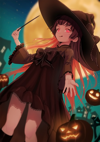 Anime picture 897x1269 with original mueririko single long hair tall image looking at viewer blush fringe smile red eyes standing holding blunt bangs blurry orange hair night wide sleeves from below night sky shaded face