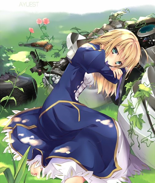Anime picture 846x1000 with fate (series) fate/stay night fate/zero studio deen type-moon artoria pendragon (all) saber single long hair tall image looking at viewer blush fringe blonde hair holding green eyes barefoot sunlight inscription shadow