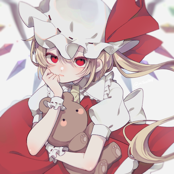 Anime picture 2039x2039 with touhou flandre scarlet mikoshiba single long hair looking at viewer fringe highres simple background blonde hair hair between eyes red eyes upper body head tilt puffy sleeves one side up hand to mouth girl skirt hat