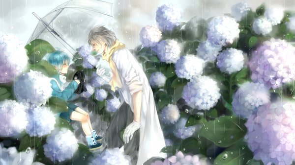 Аниме картинка 3000x1687 с драматическое убийство nitro+chiral aoba (dmmd) clear (dmmd) gackpokaito высокое разрешение короткие волосы улыбка широкое изображение сидит карие глаза жёлтые глаза синие волосы серые волосы мокрый дождь мужчина перчатки цветок (цветы) шорты