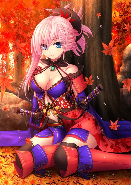 Anime picture 779x1100 with fate (series) fate/grand order miyamoto musashi (fate) toshi (1-147) single tall image looking at viewer fringe short hair breasts blue eyes light erotic smile hair between eyes sitting bare shoulders pink hair cleavage bent knee (knees) outdoors