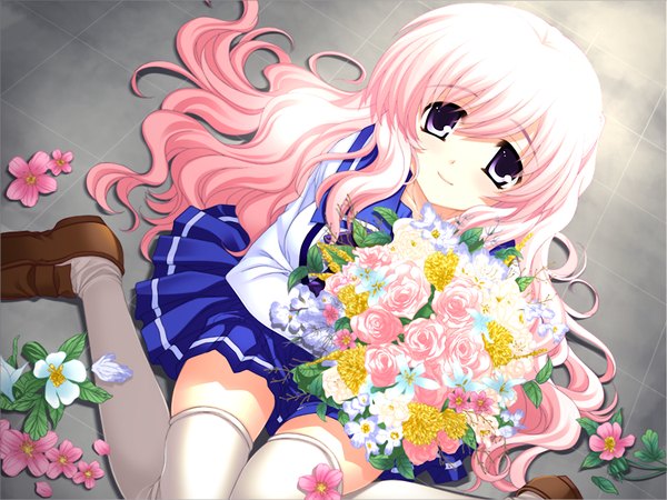 Anime picture 1024x768 with green strawberry single long hair smile sitting purple eyes pink hair game cg from above looking up girl thighhighs uniform flower (flowers) school uniform white thighhighs serafuku bouquet
