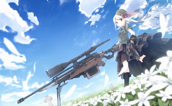 Anime picture 1920x1184 with original makadamia single long hair looking at viewer fringe highres wide image standing holding brown eyes sky cloud (clouds) outdoors white hair wind dutch angle side ponytail dual wielding girl