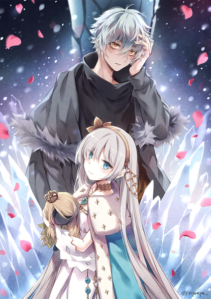 Anime picture 848x1200 with fate (series) fate/grand order anastasia (fate) viy (fate) kadoc zemlupus nyanya long hair tall image looking at viewer fringe short hair blue eyes hair between eyes holding signed yellow eyes silver hair fur trim twitter username hand on head
