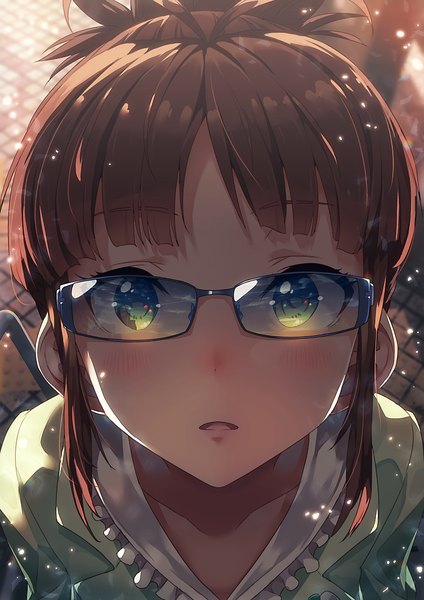 Anime picture 849x1200 with idolmaster akizuki ritsuko narumi arata single tall image looking at viewer blush fringe short hair open mouth brown hair green eyes payot upper body ahoge outdoors blunt bangs from above sunlight reflection