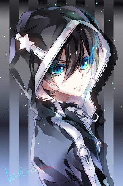 Anime picture 1144x1731 with black rock shooter black rock shooter (character) instockee single tall image short hair blue eyes black hair signed glowing striped glowing eye (eyes) genderswap striped background boy star (symbol) hood