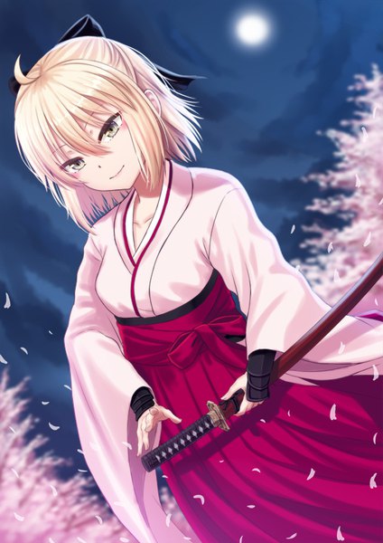 Anime picture 566x800 with fate (series) fate/grand order okita souji (fate) (all) okita souji (koha-ace) mizunashi hayate single tall image fringe short hair blonde hair hair between eyes standing looking away cloud (clouds) ahoge traditional clothes japanese clothes light smile night wide sleeves