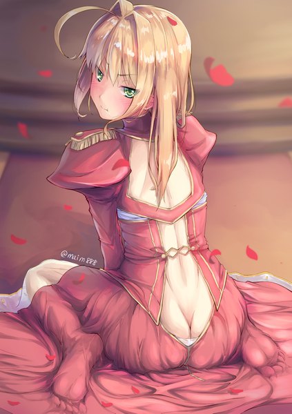 Anime picture 1056x1499 with fate (series) fate/extra nero claudius (fate) (all) nero claudius (fate) maimu (gol-em-1226) single long hair tall image looking at viewer blush fringe light erotic blonde hair hair between eyes sitting green eyes signed payot ahoge bent knee (knees)