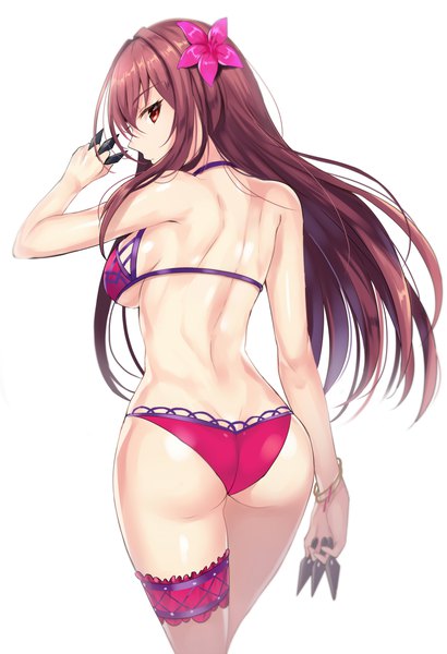 イラスト 800x1169 と Fateシリーズ fate/grand order scathach (fate) (all) スカサハ(水着) はりもじ ソロ 長髪 長身像 カメラ目線 前髪 おっぱい light erotic simple background 赤い目 茶色の髪 大きな乳房 白背景 payot 尻 プロフィール