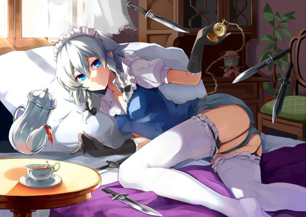 Anime picture 1291x918 with touhou remilia scarlet izayoi sakuya emerane single looking at viewer blush short hair blue eyes light erotic silver hair braid (braids) maid on side girl thighhighs gloves hair ornament underwear bow